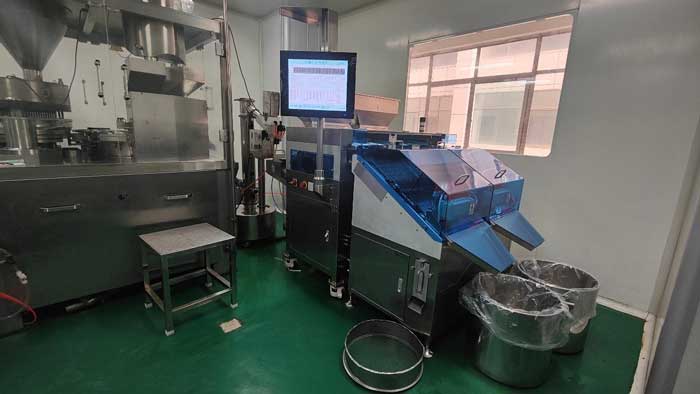 膠囊片劑檢重秤現(xiàn)場案例.jpg 膠囊片劑檢重秤現(xiàn)場案例.jpg